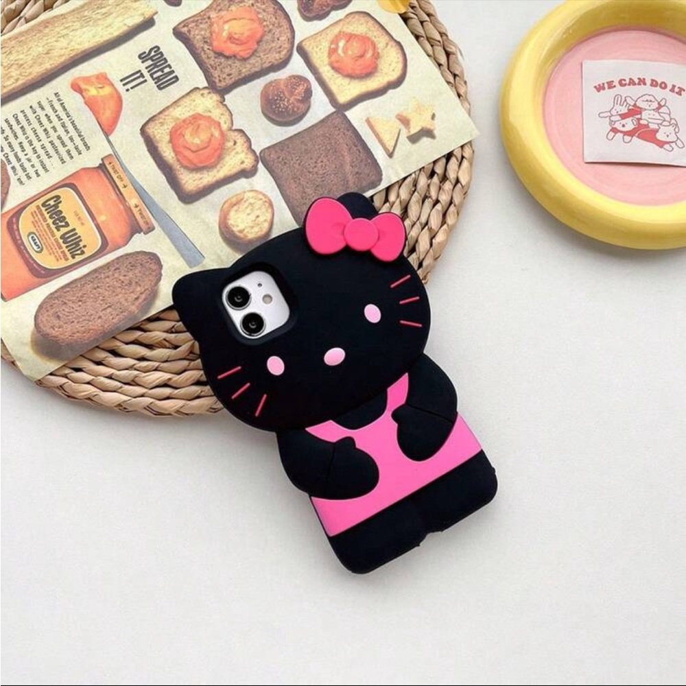 Hello Kitty IPhone 11 case